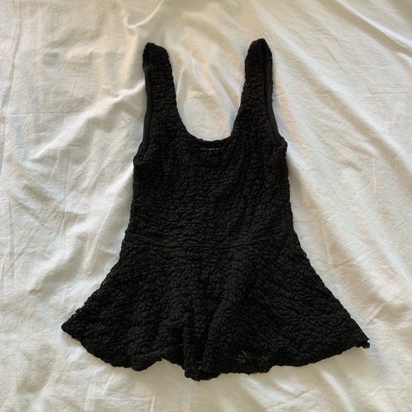 Lace black peplum tank top - Picture 2 of 5